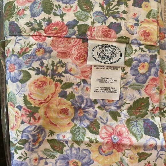 *Laura Ashley* VTG NEW Chic Floral Valance 85x35” Classic & Chic Coquette 🌺 - Picture 9 of 10